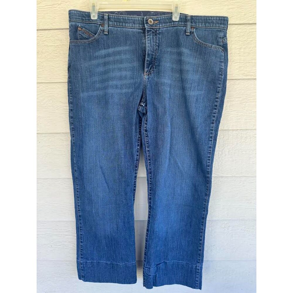 Wrangler Women's Q-Baby Ultimate Riding Bootcut Jeans 19/20x34